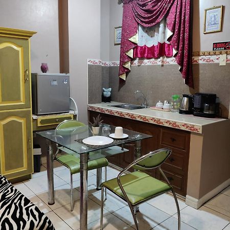 Center Parkway Pension House Kalibo Buitenkant foto