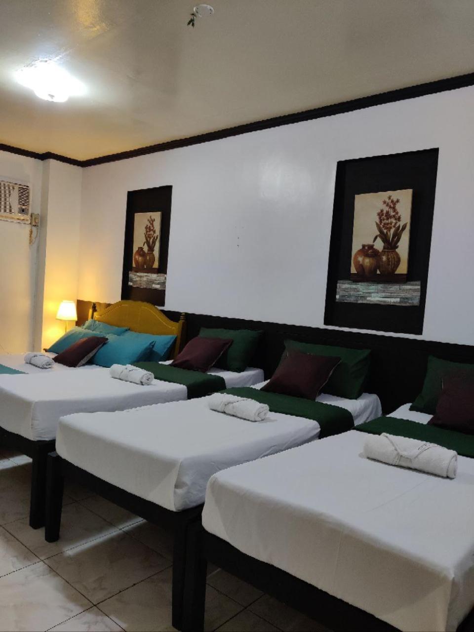 Center Parkway Pension House Kalibo Buitenkant foto