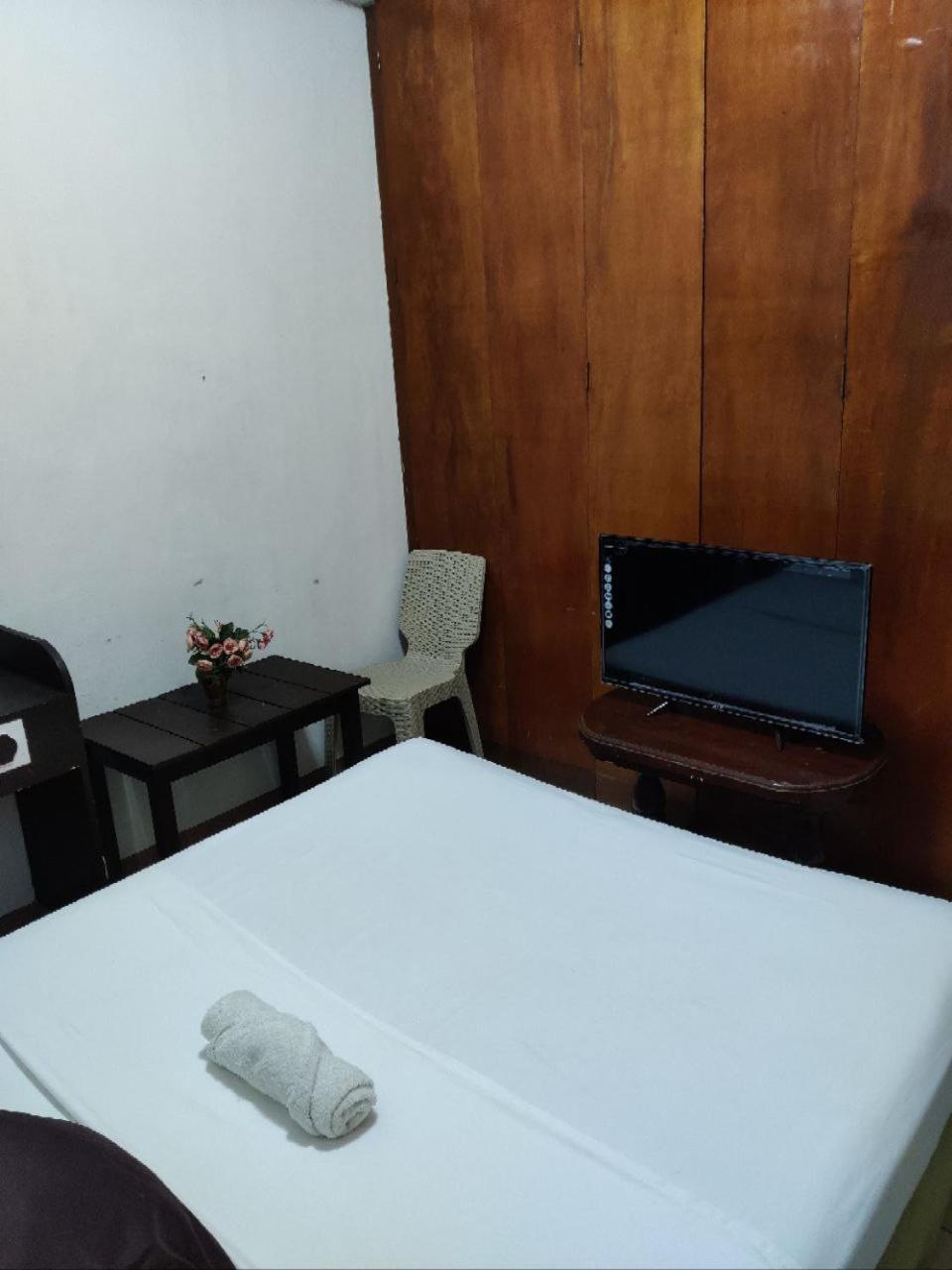 Center Parkway Pension House Kalibo Buitenkant foto