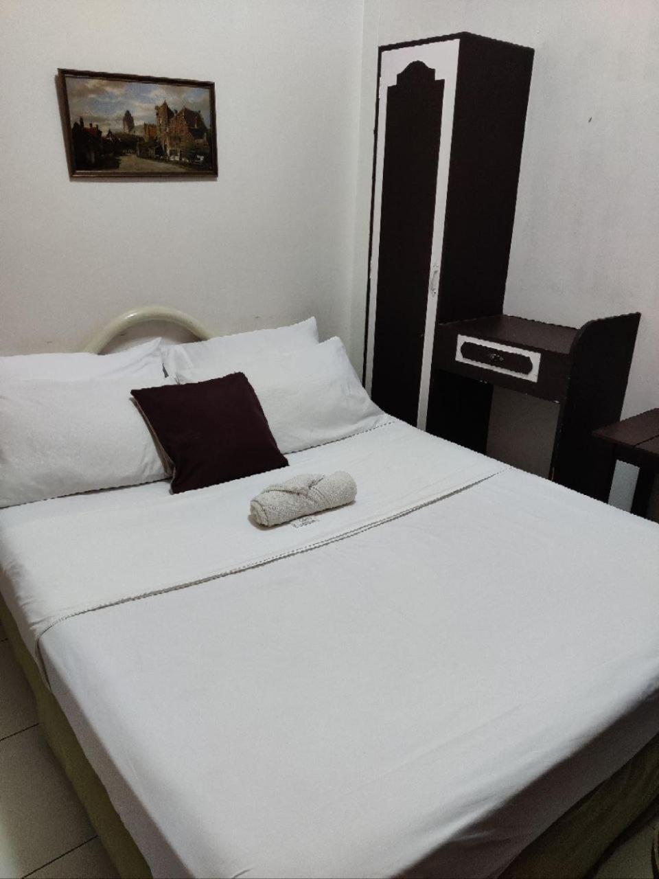 Center Parkway Pension House Kalibo Buitenkant foto