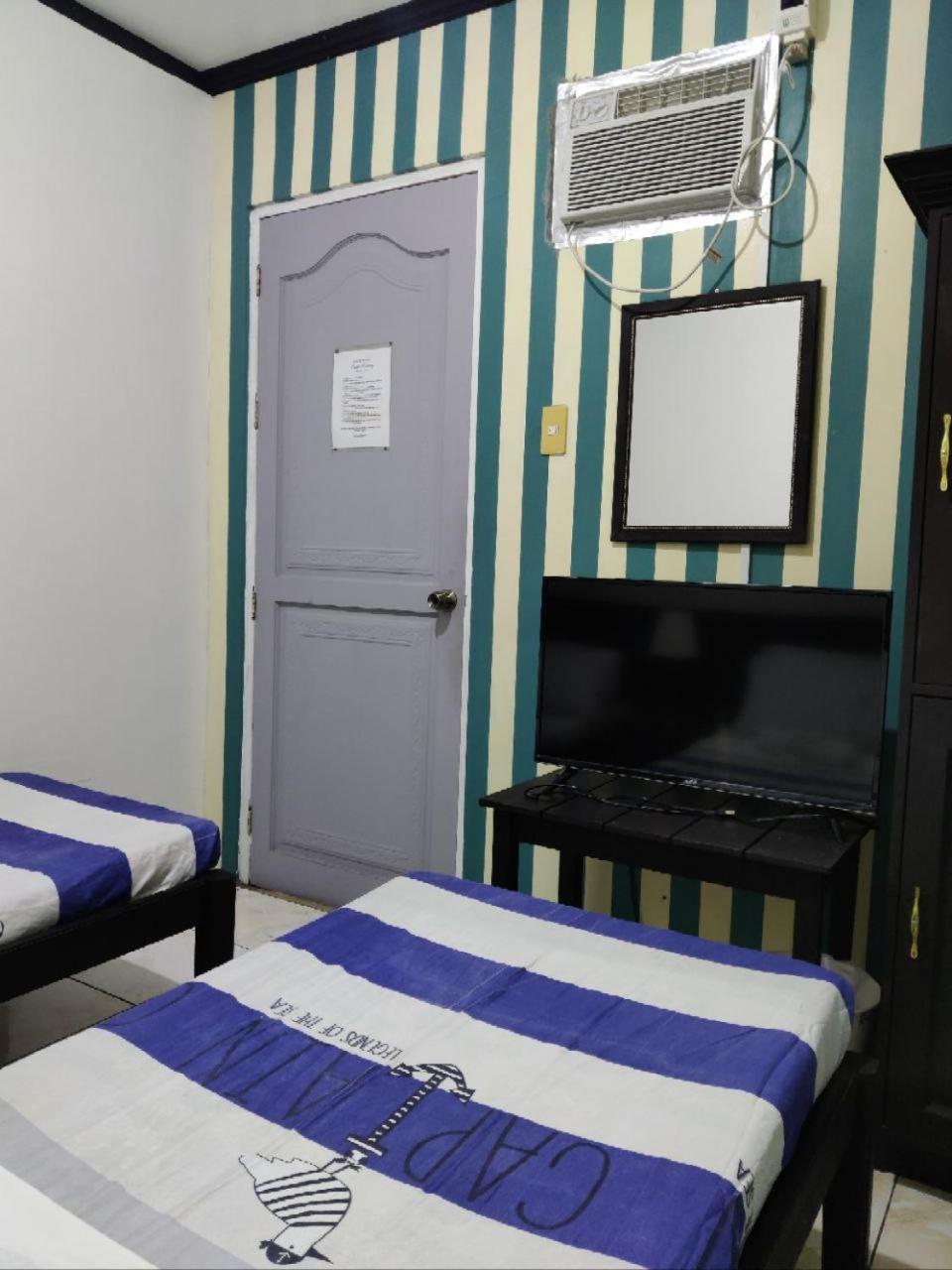 Center Parkway Pension House Kalibo Buitenkant foto