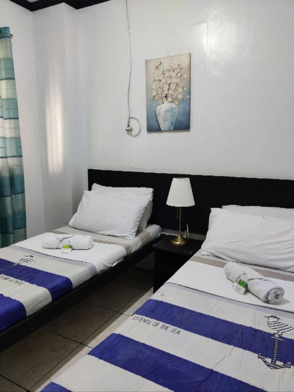 Center Parkway Pension House Kalibo Buitenkant foto