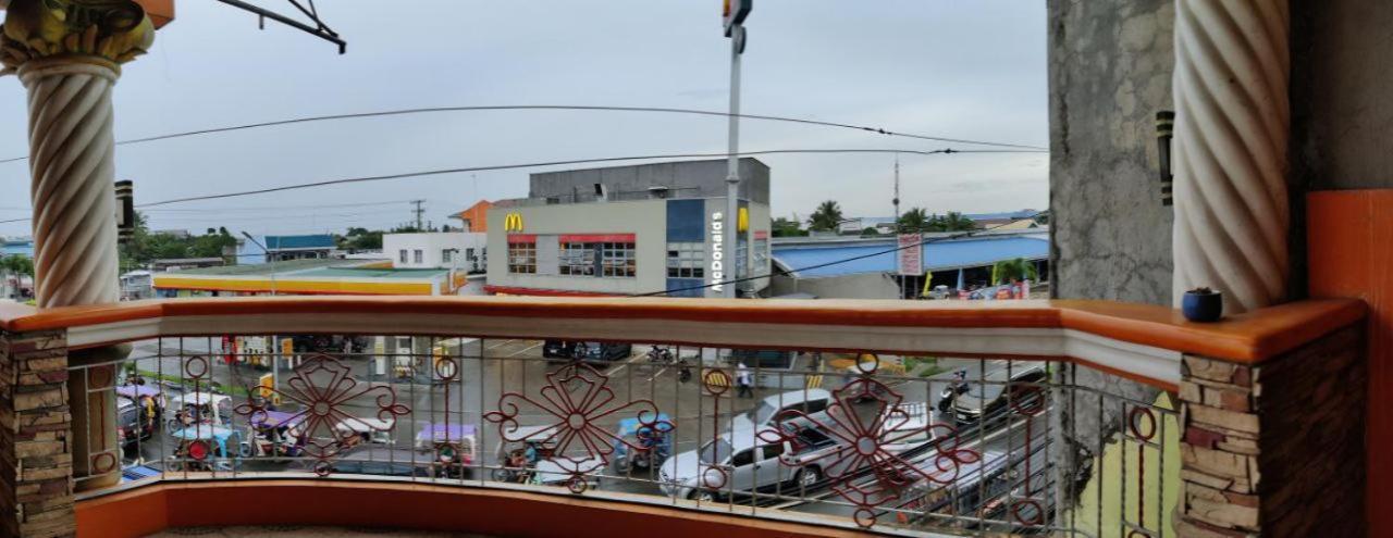 Center Parkway Pension House Kalibo Buitenkant foto