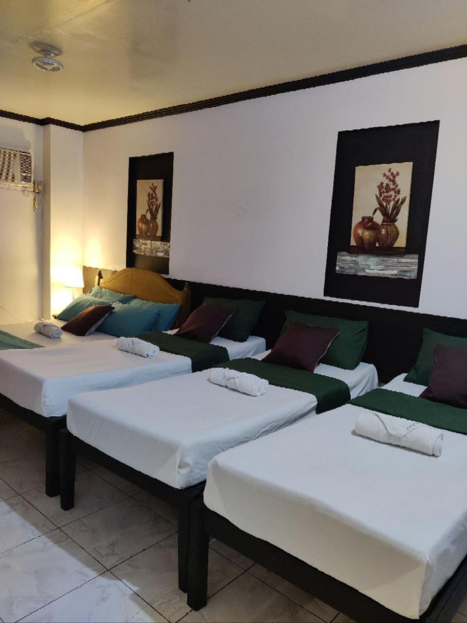 Center Parkway Pension House Kalibo Buitenkant foto