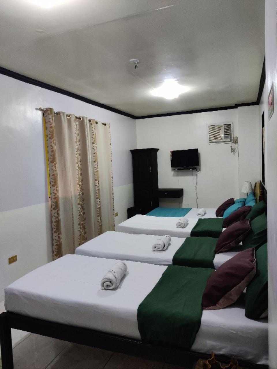 Center Parkway Pension House Kalibo Buitenkant foto