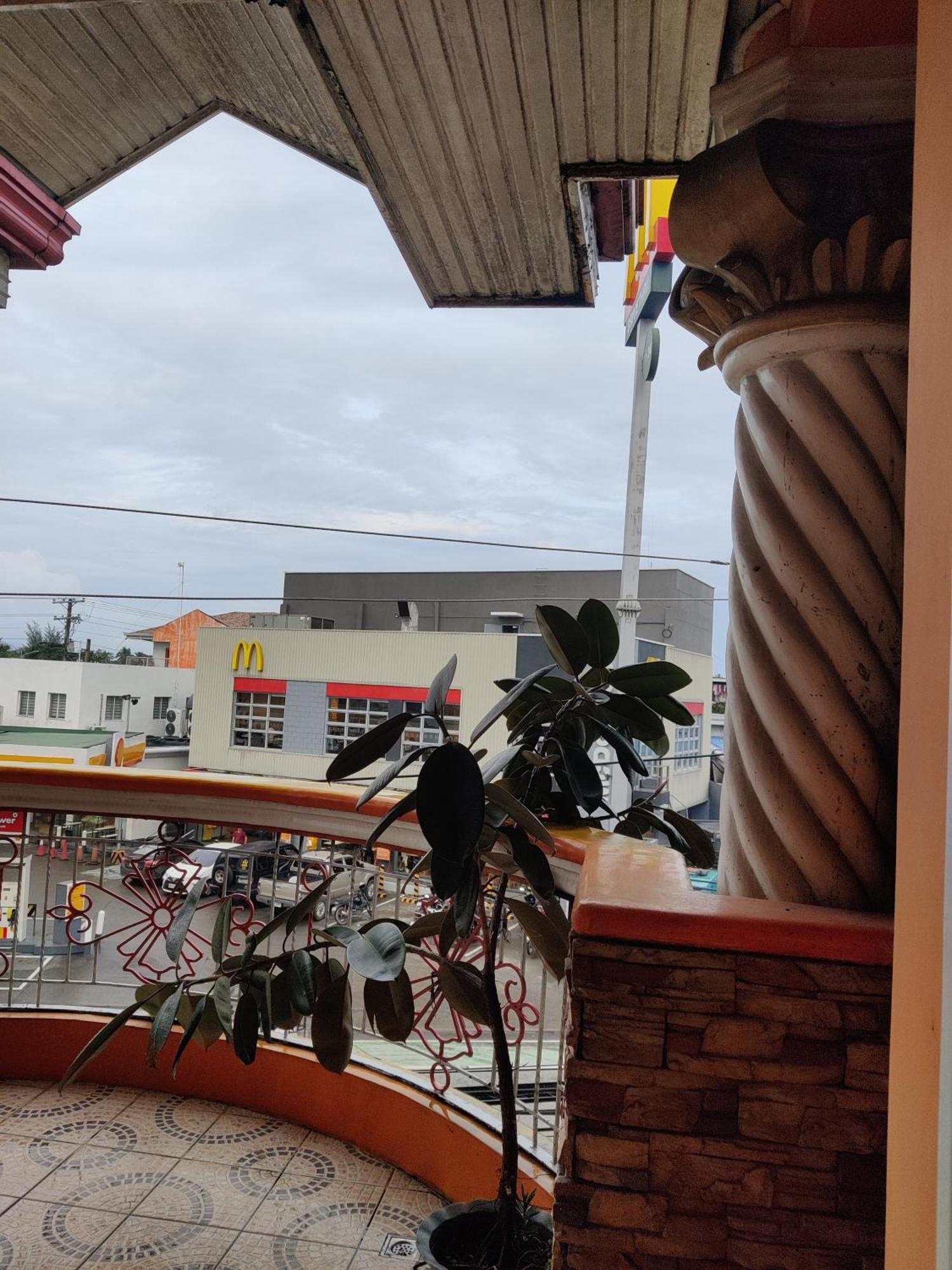 Center Parkway Pension House Kalibo Buitenkant foto